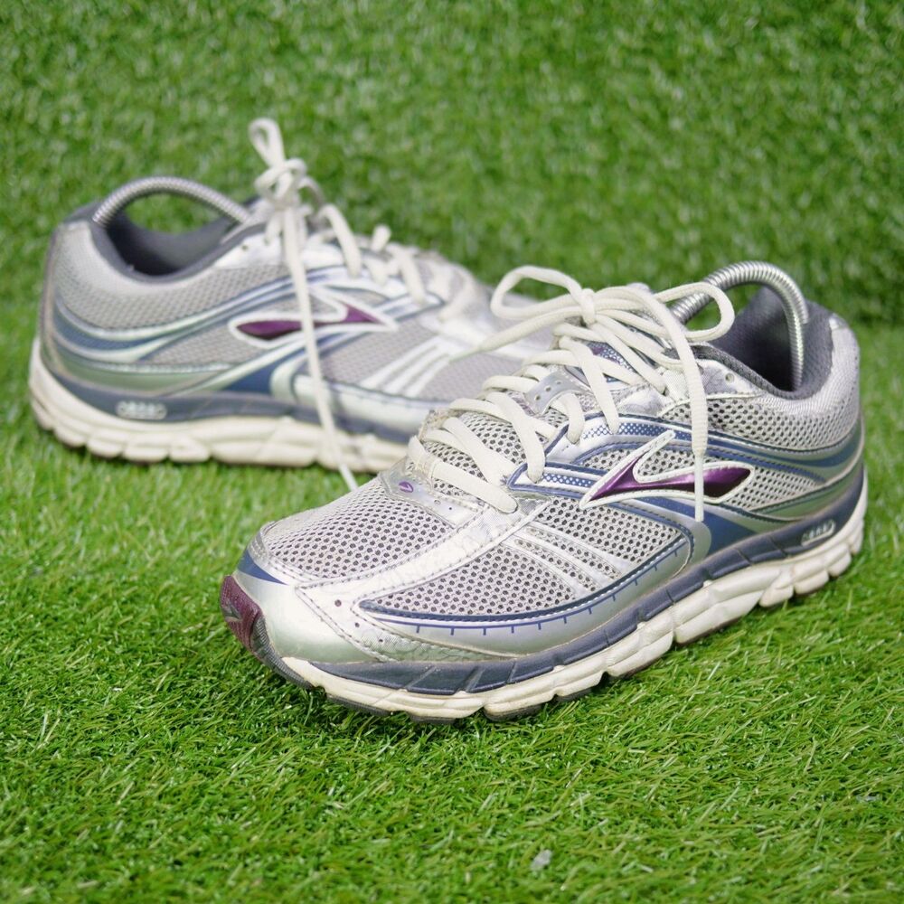 Brooks Addiction 10 - Women's Size 9.5 (Wide)